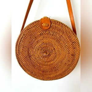 Summer straw purse